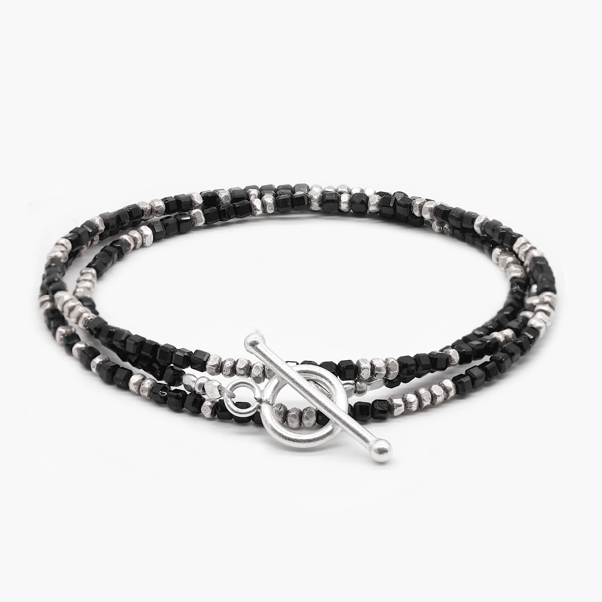 3 Laps Bracelet With Natural Onyx And Sterling Silver Beads - Image 2
