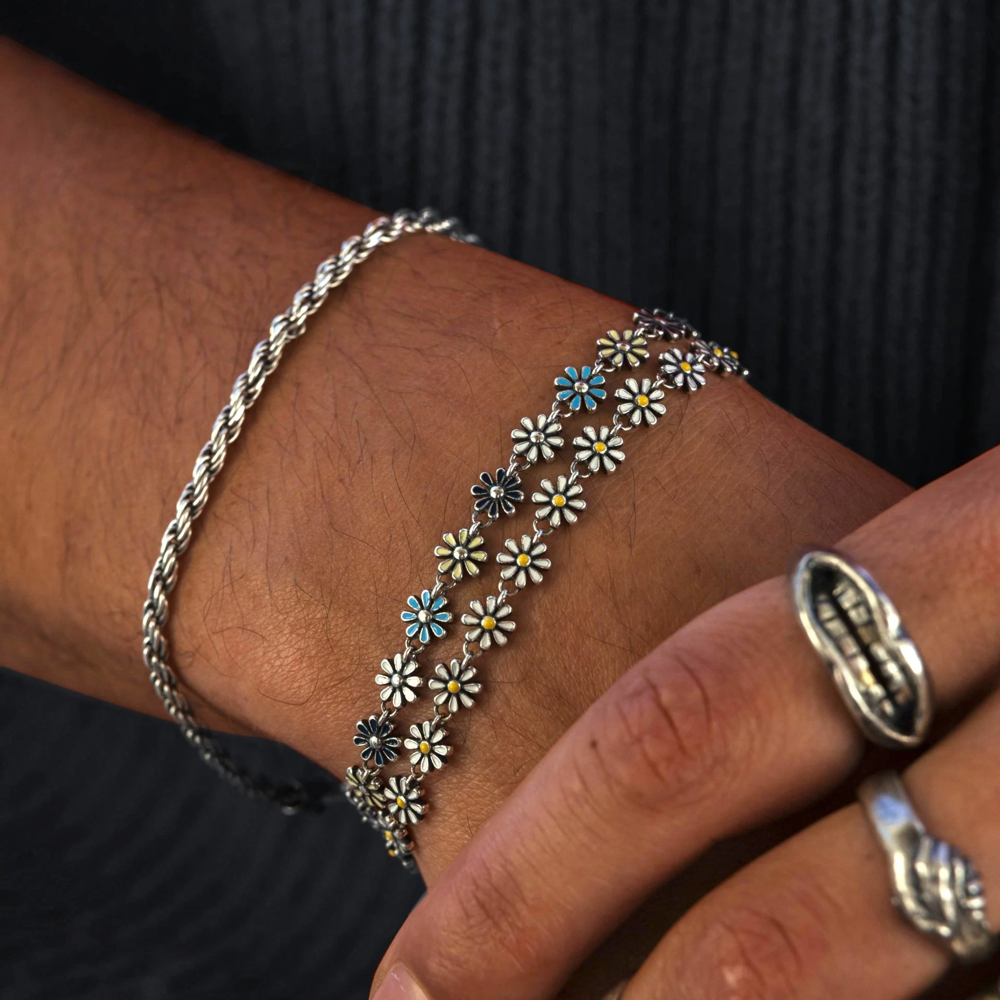 Assorted Daisy Sterling Silver Chain Bracelet - Image 6