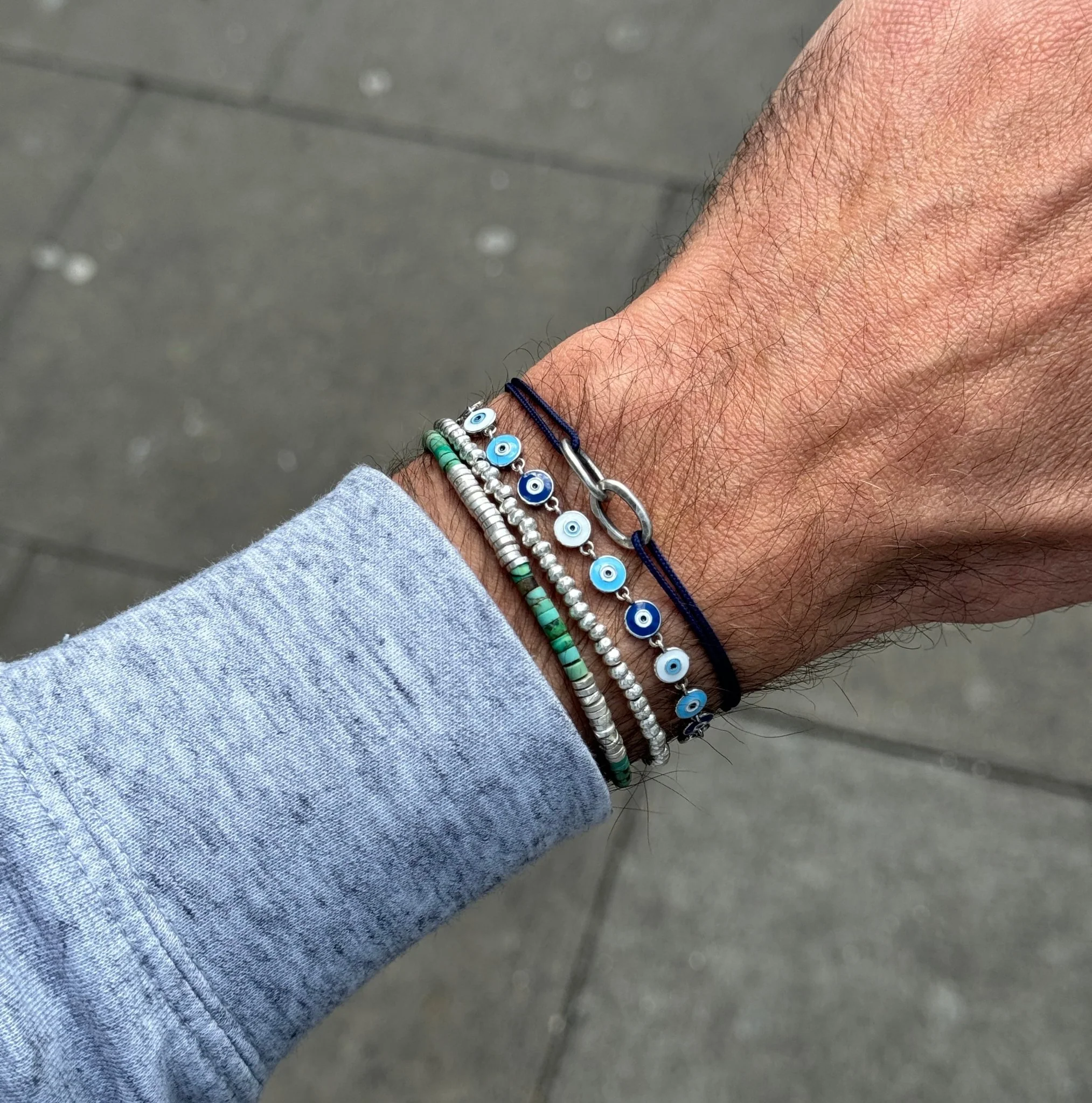 Bracelet With Arizona Turquoise And Sterling Silver Beads - Image 2