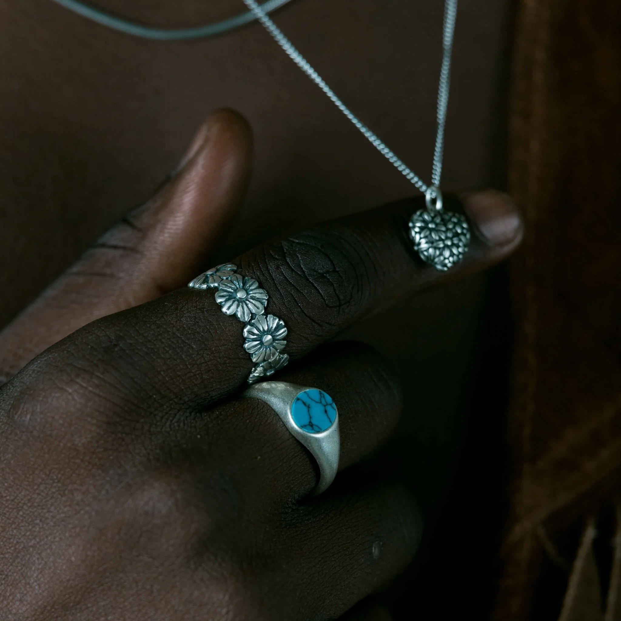 Hand-forged Sterling Silver Daisy Ring - Image 6