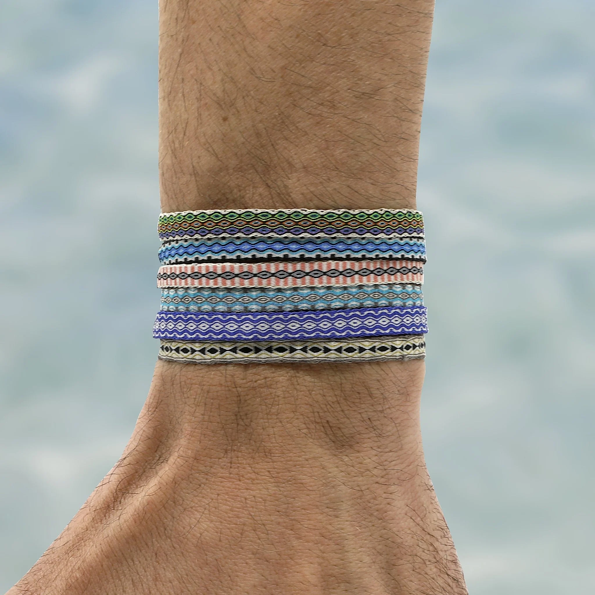 Handmade Purnama Bracelet (White/Blue) - Image 2