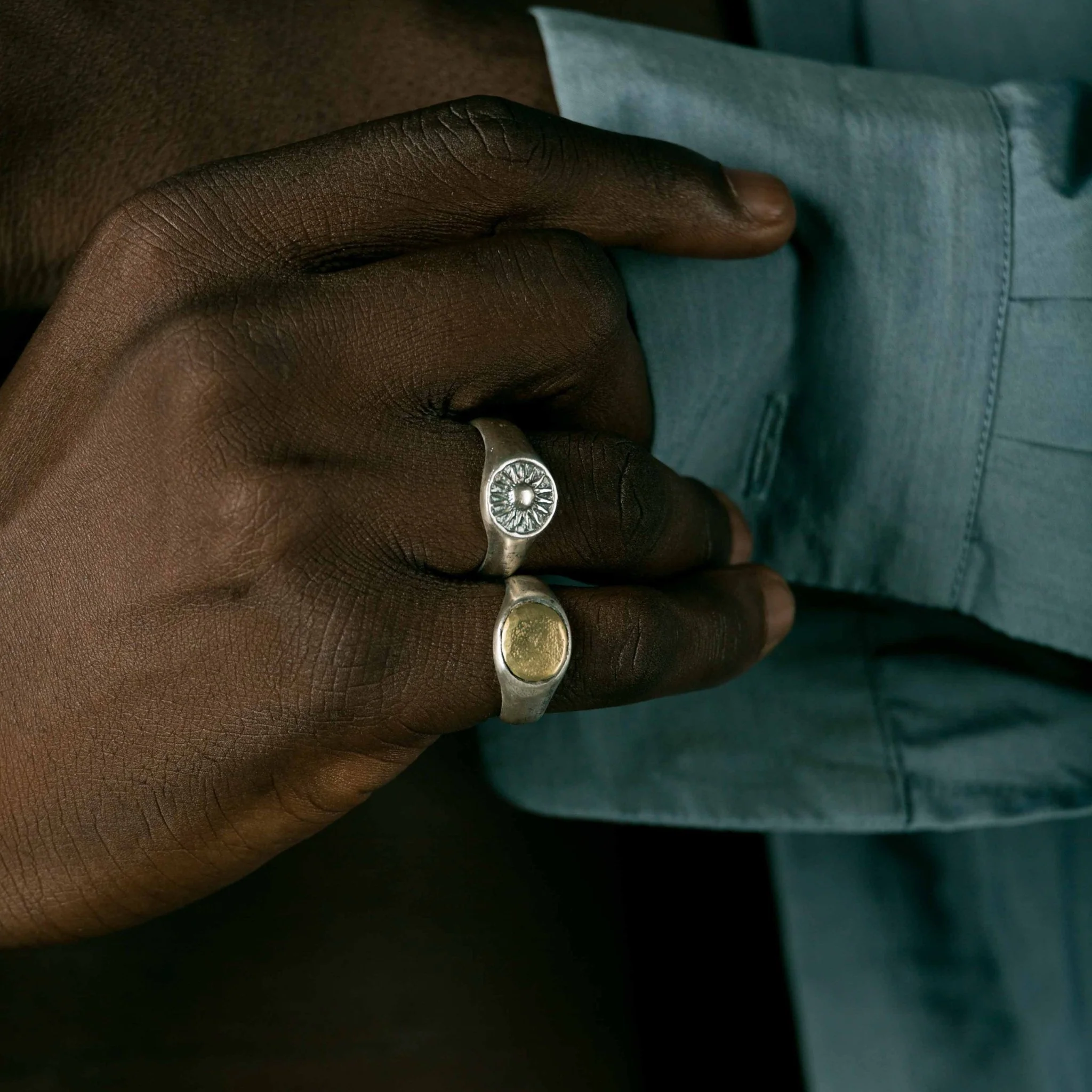 Round Sterling Silver Ring With Gold Details - Image 3