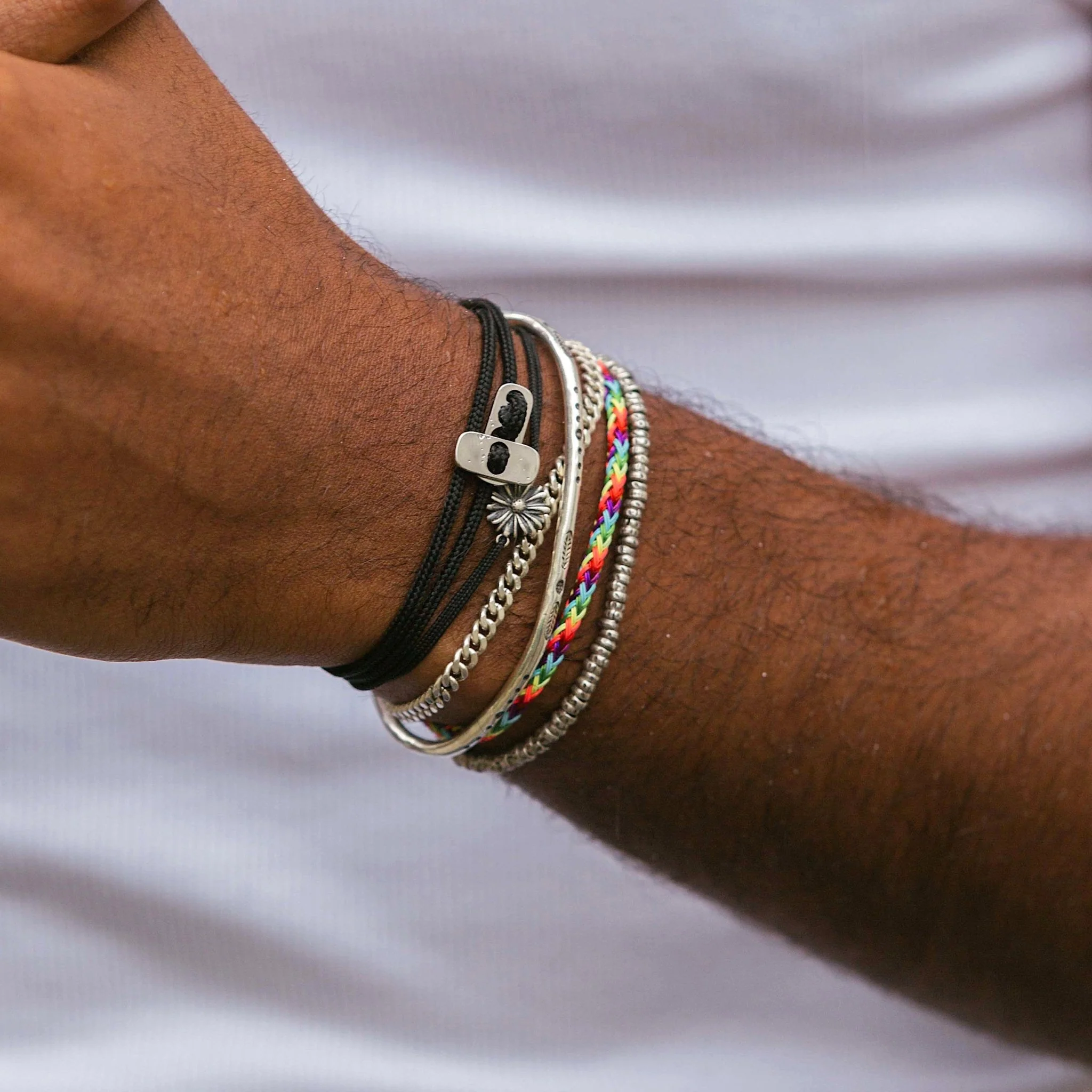 Sailing Cord Bracelet With Silver Clasp (Black) - Image 4